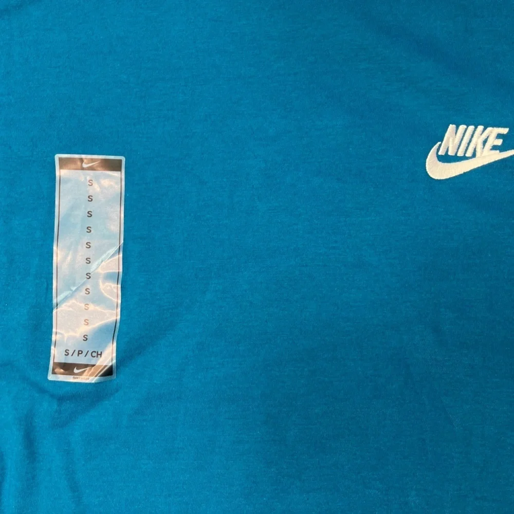 Nike Men's Teal Short Sleeve Tee